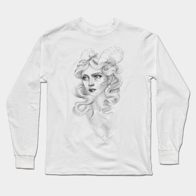 Constellation freckles - Capricorn woman Long Sleeve T-Shirt by Verre